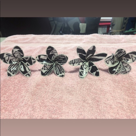 Homemade Flowers. - Picture 4 of 16